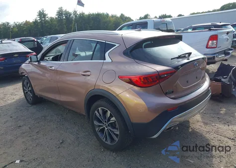 2017 Infiniti Qx30 Premium z USA, uszkodzony, nr VIN SJKCH5CRXHA021230